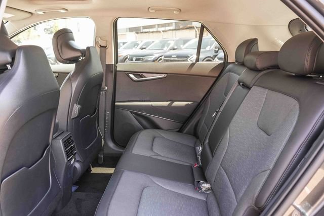 New 2026 Kia Niro SX Touring FWD image 11