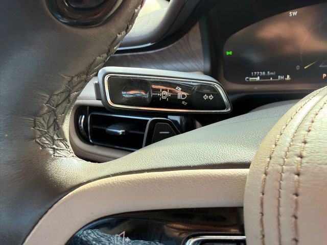 Used 2023 Lincoln Aviator Grand Touring w/ Equipment Group 301A AWD/4WD image 26
