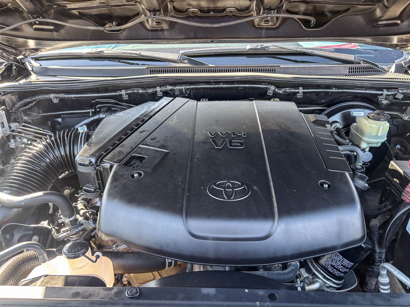 Used 2015 Toyota Tacoma PreRunner w/ TRD Sport Package RWD image 13
