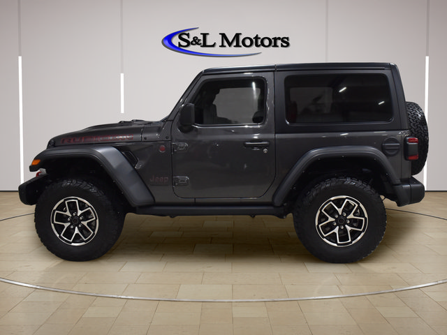 Used 2024 Jeep Wrangler Rubicon w/ Steel Bumper & Winch Group AWD/4WD image 4
