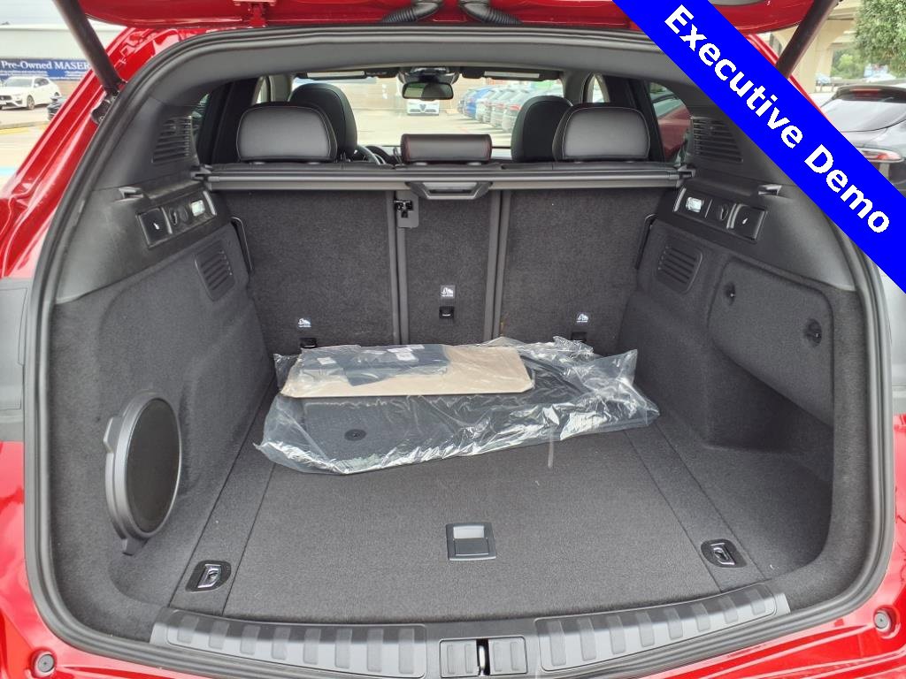 New 2025 Alfa Romeo Stelvio Tributo Italiano w/ Driving Assist Package image 10