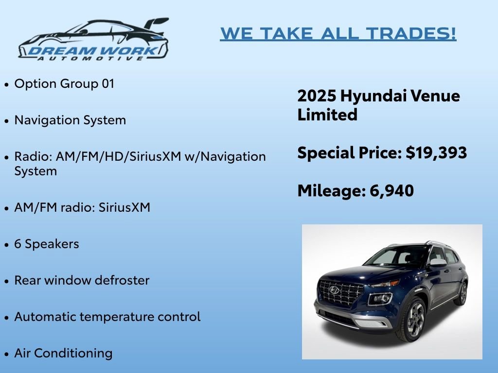 Used 2025 Hyundai Venue Limited image 2