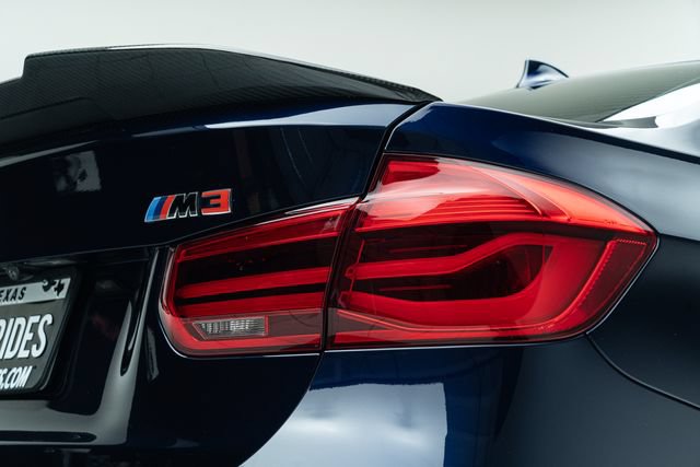 Used 2017 BMW M3 RWD image 16
