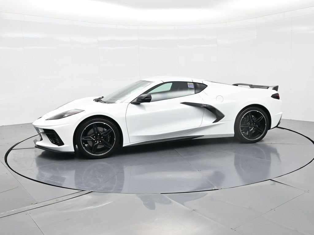 Used 2022 Chevrolet Corvette Stingray Premium Cpe w/ Z51 Performance Package image 10