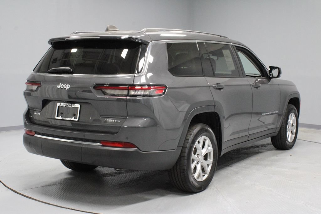 Used 2023 Jeep Grand Cherokee L Limited w/ Trailer Tow Group (B) AWD/4WD image 13