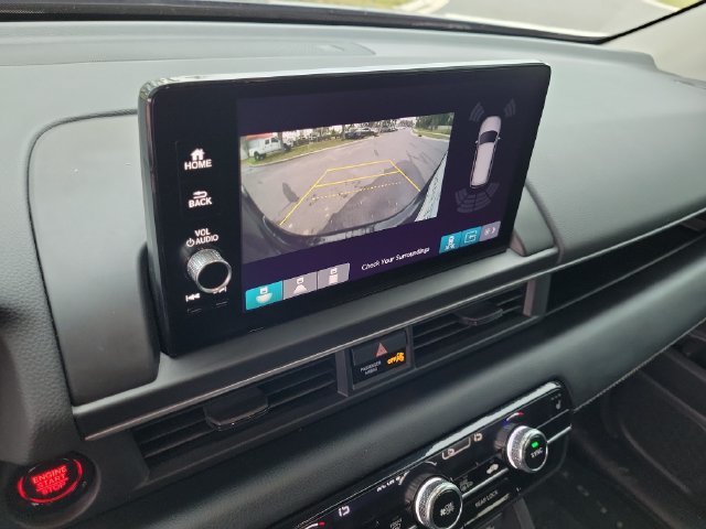 Used 2025 Honda Pilot EX-L image 32