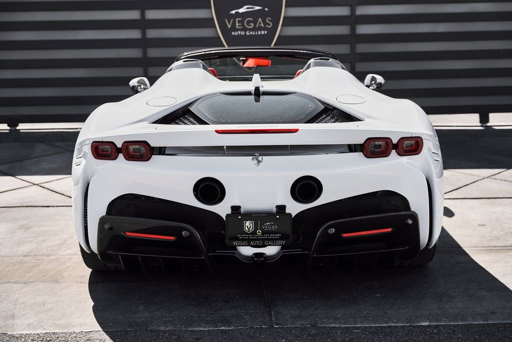 Used 2024 Ferrari SF90 Spider image 25
