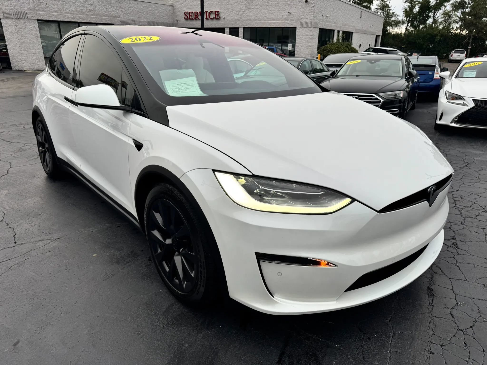 Used 2022 Tesla Model X AWD/4WD image 7