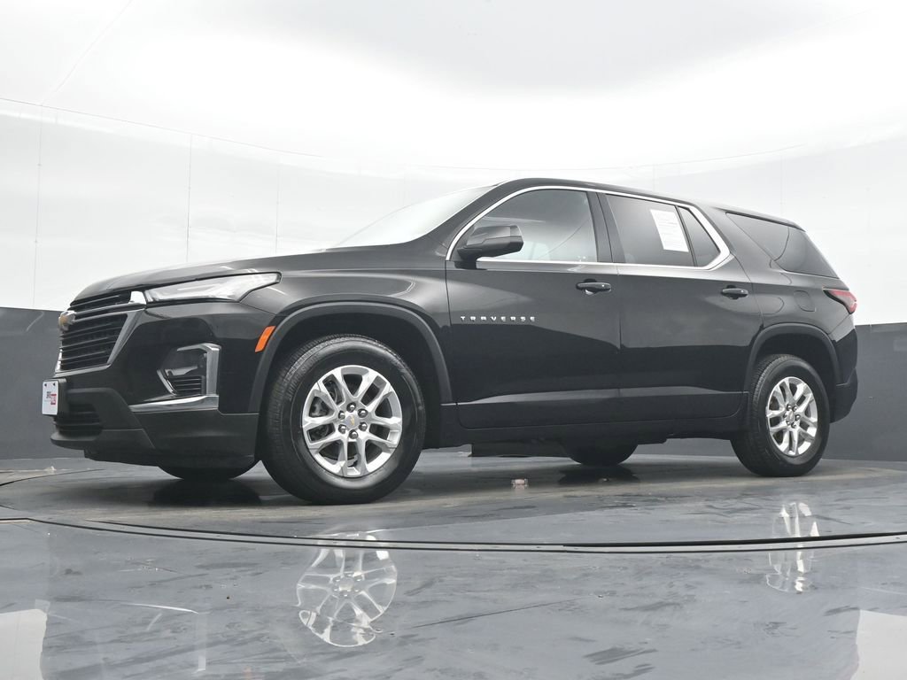 Used 2023 Chevrolet Traverse LS w/ LPO, Floor Liner Package image 17