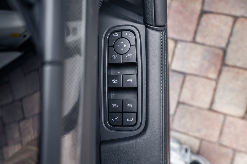 Used 2024 Porsche Cayenne Turbo GT image 19