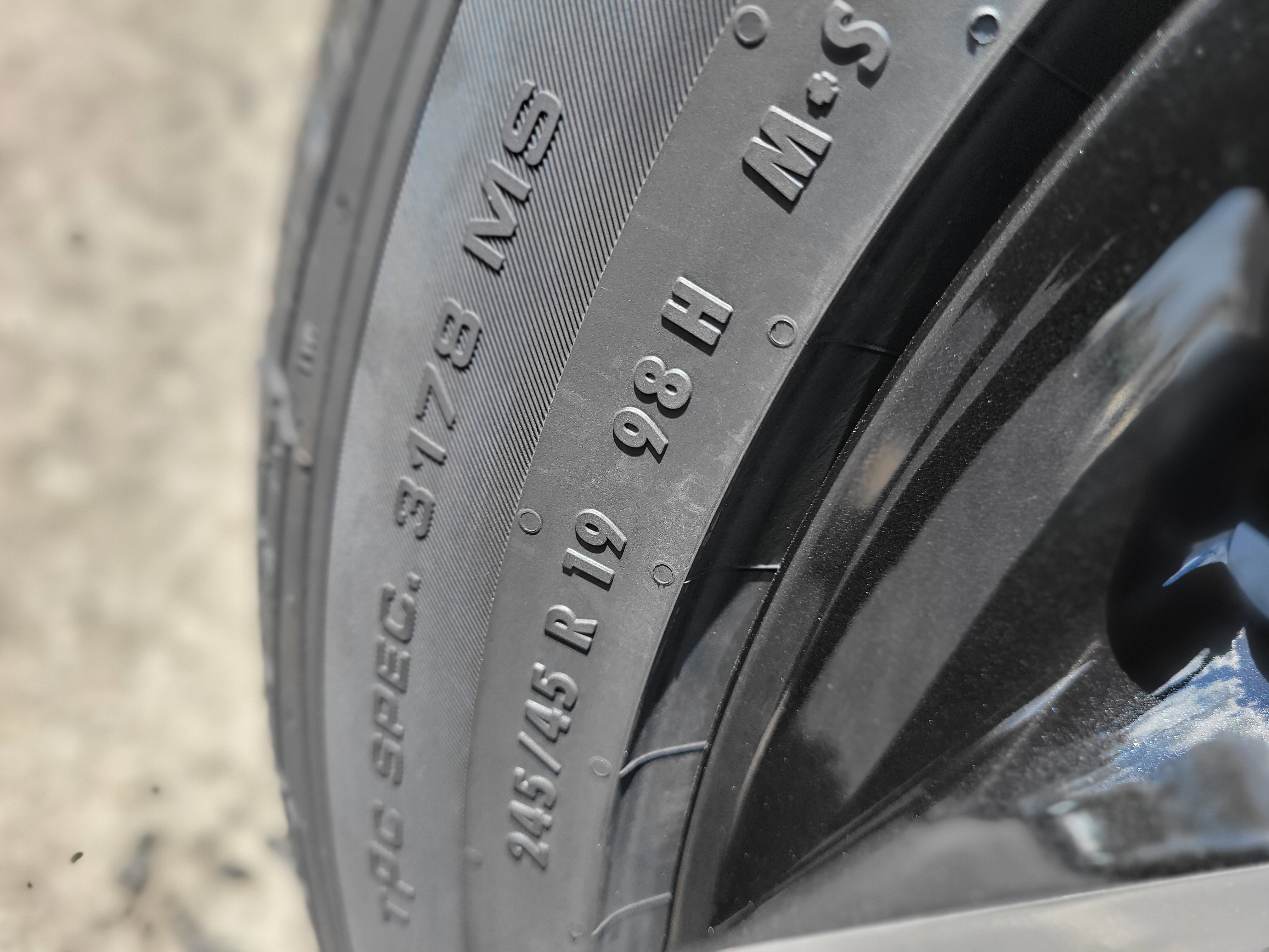 New 2026 Chevrolet Trax RS w/ Sunroof Package image 40