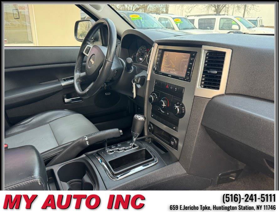 Used 2010 Jeep Grand Cherokee Laredo image 29
