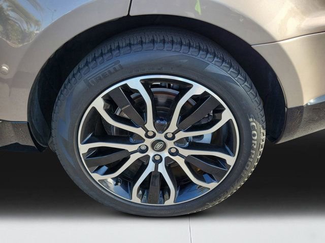 Used 2022 Land Rover Range Rover Sport HSE Silver Edition image 11