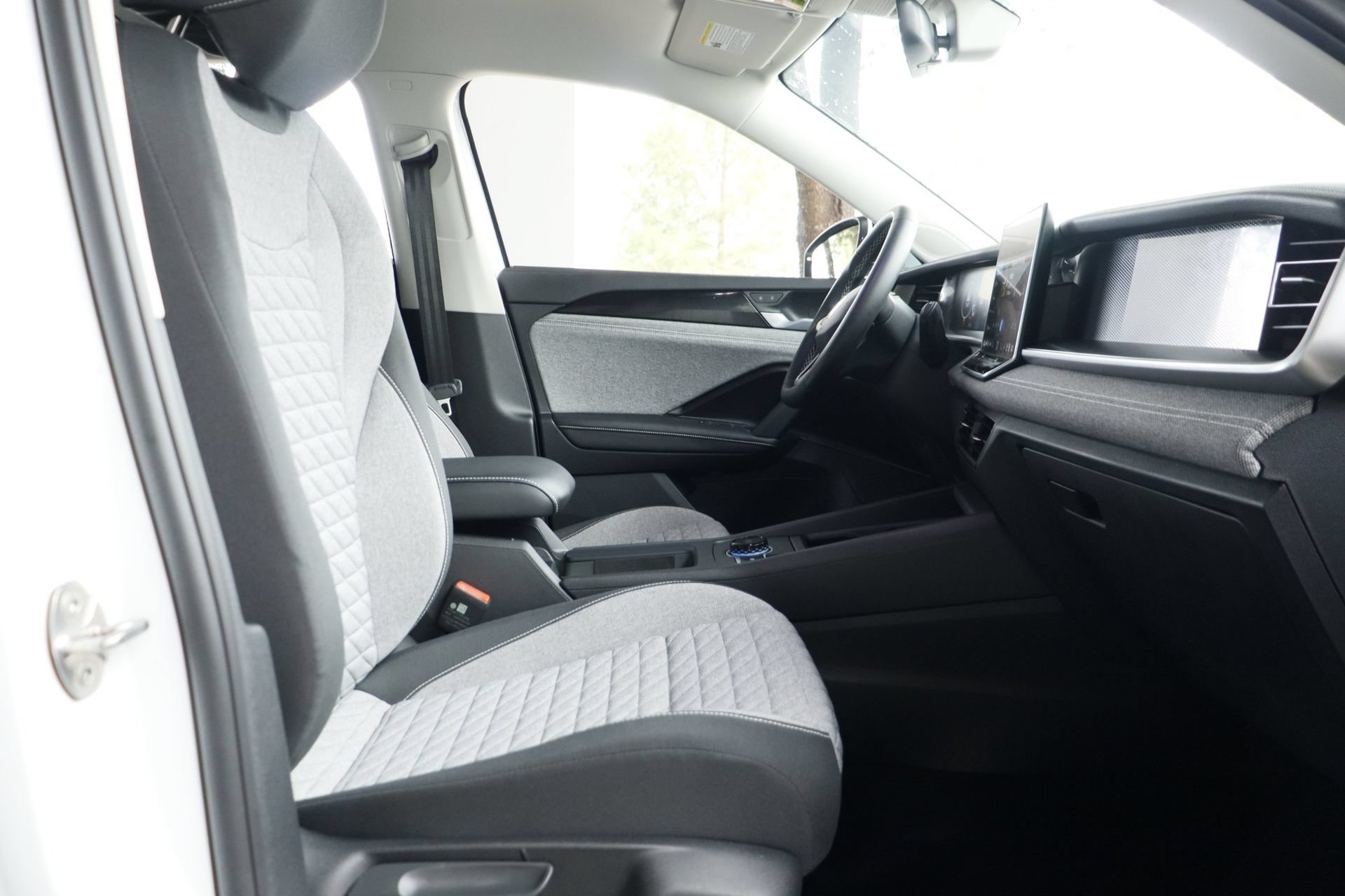 New 2026 Volkswagen Tiguan S AWD/4WD image 13