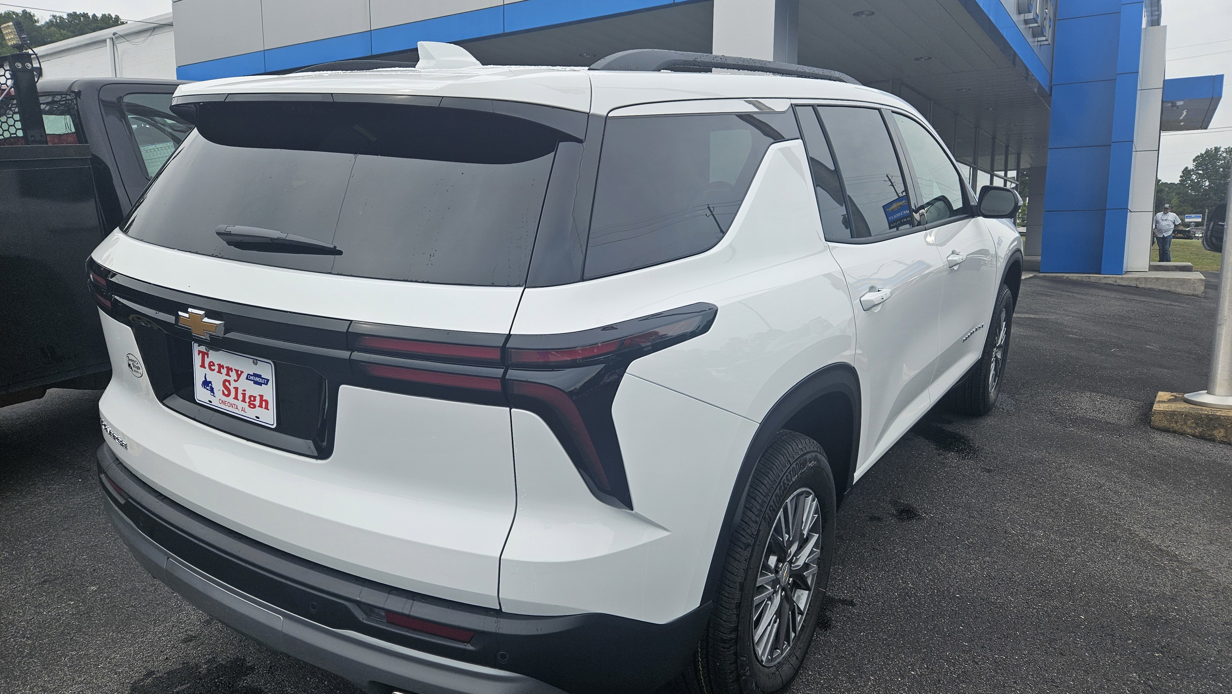 New 2026 Chevrolet Traverse LT w/ Driver Confidence Package image 5