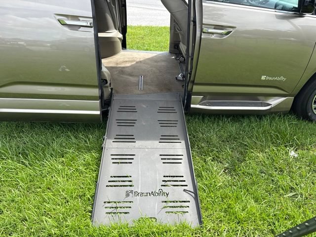 Used 2011 Honda Odyssey EX image 27