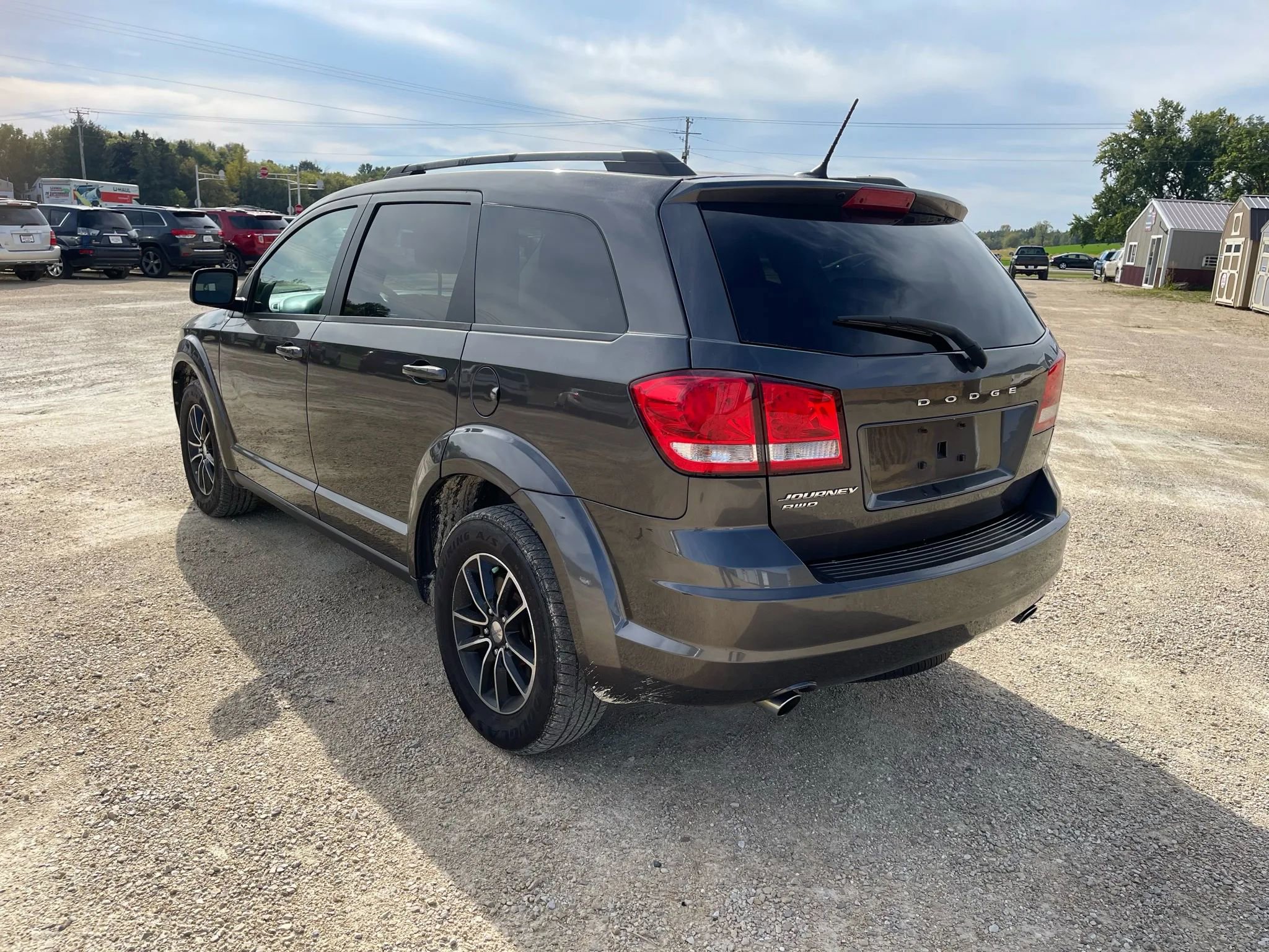 Used 2017 Dodge Journey SE w/ Popular Equipment Group image 2