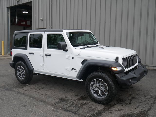 Used 2024 Jeep Wrangler Sport S image 7