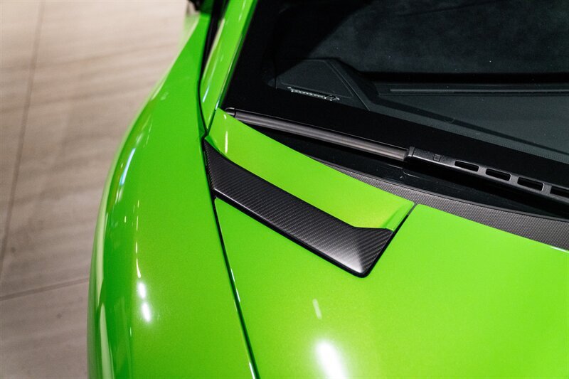 Used 2016 Lamborghini Aventador LP 750-4 Superveloce AWD/4WD image 24