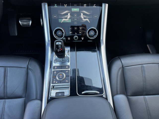 Used 2019 Land Rover Range Rover Sport Supercharged AWD/4WD image 30
