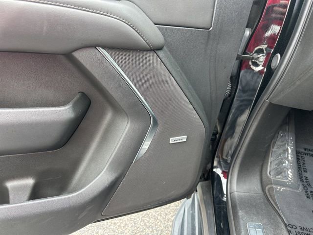 Used 2024 Chevrolet Suburban LT image 14