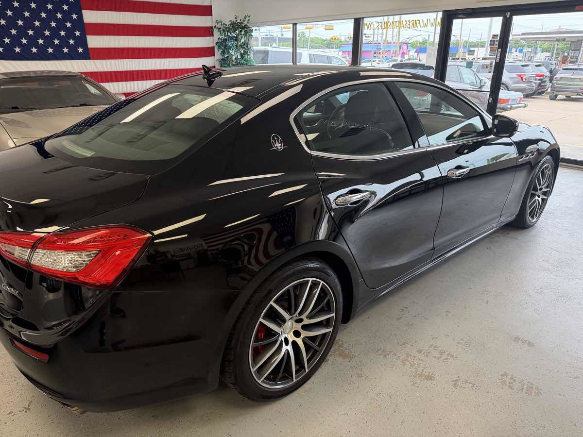Used 2017 Maserati Ghibli S RWD image 4