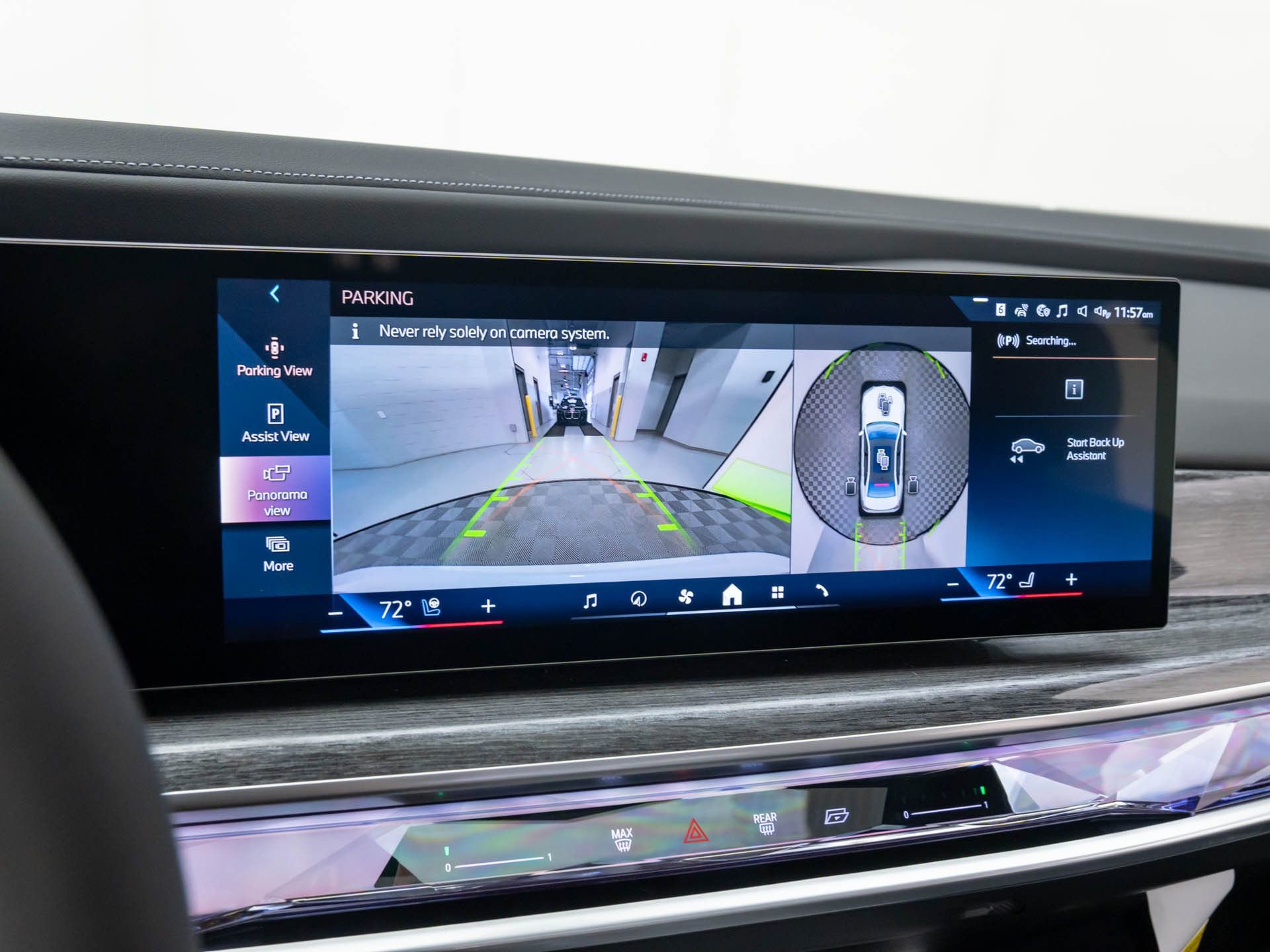 Used 2025 BMW 760i xDrive image 30