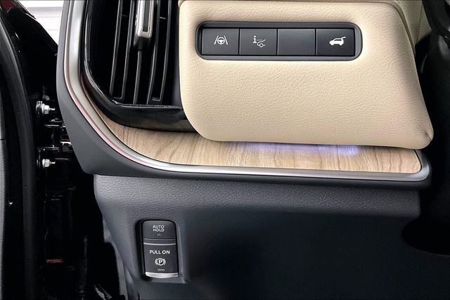 New 2025 Nissan Armada Platinum Reserve image 27
