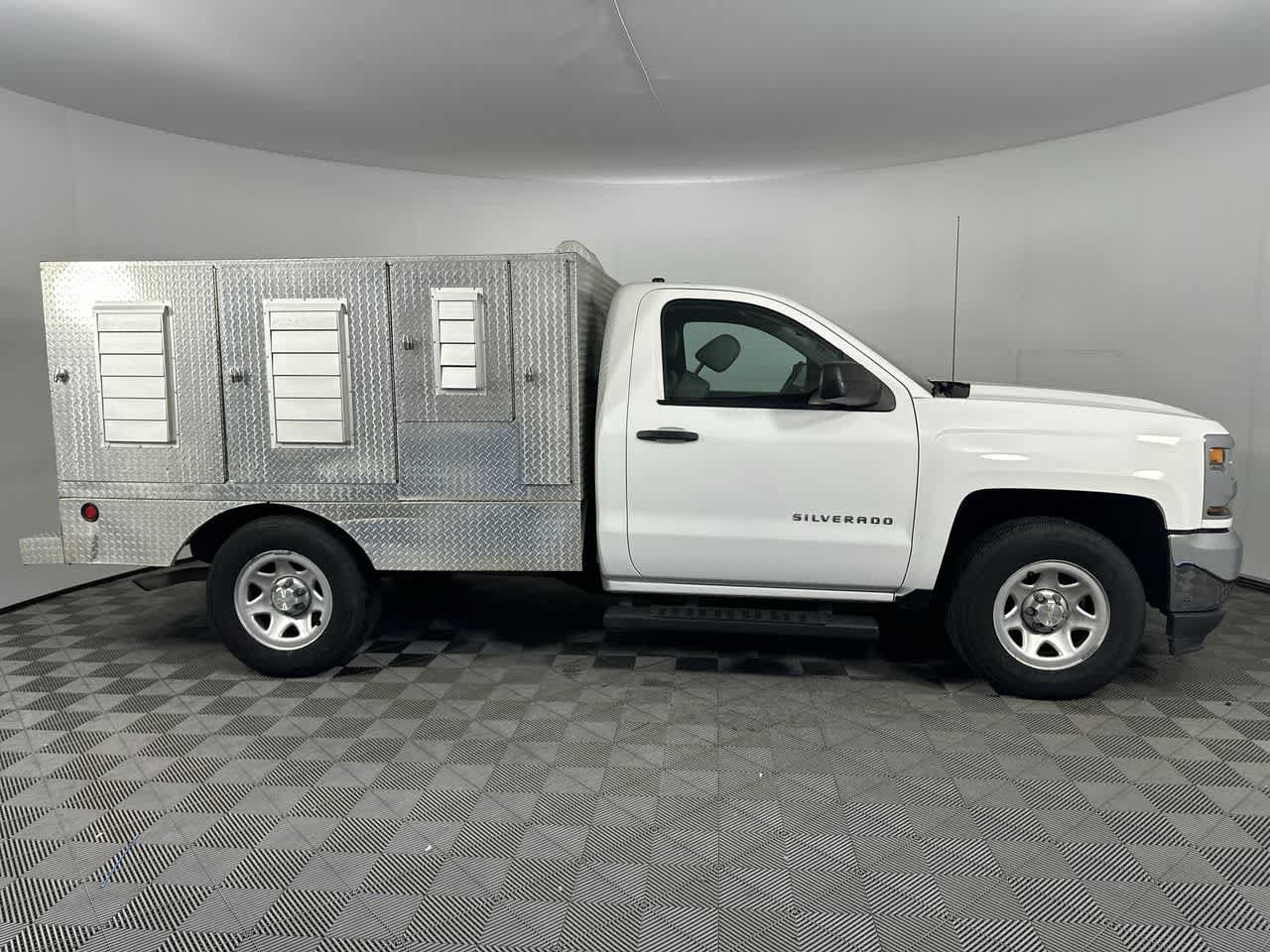 Used 2018 Chevrolet Silverado 1500 W/T w/ WT Fleet Convenience Package AWD/4WD image 9