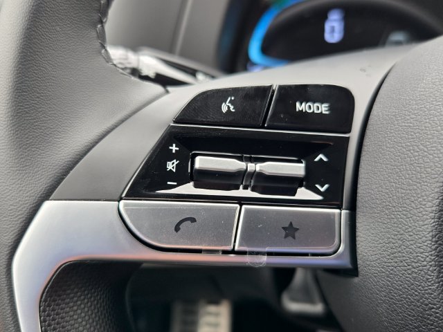 New 2026 Hyundai Elantra SEL Sport FWD image 13