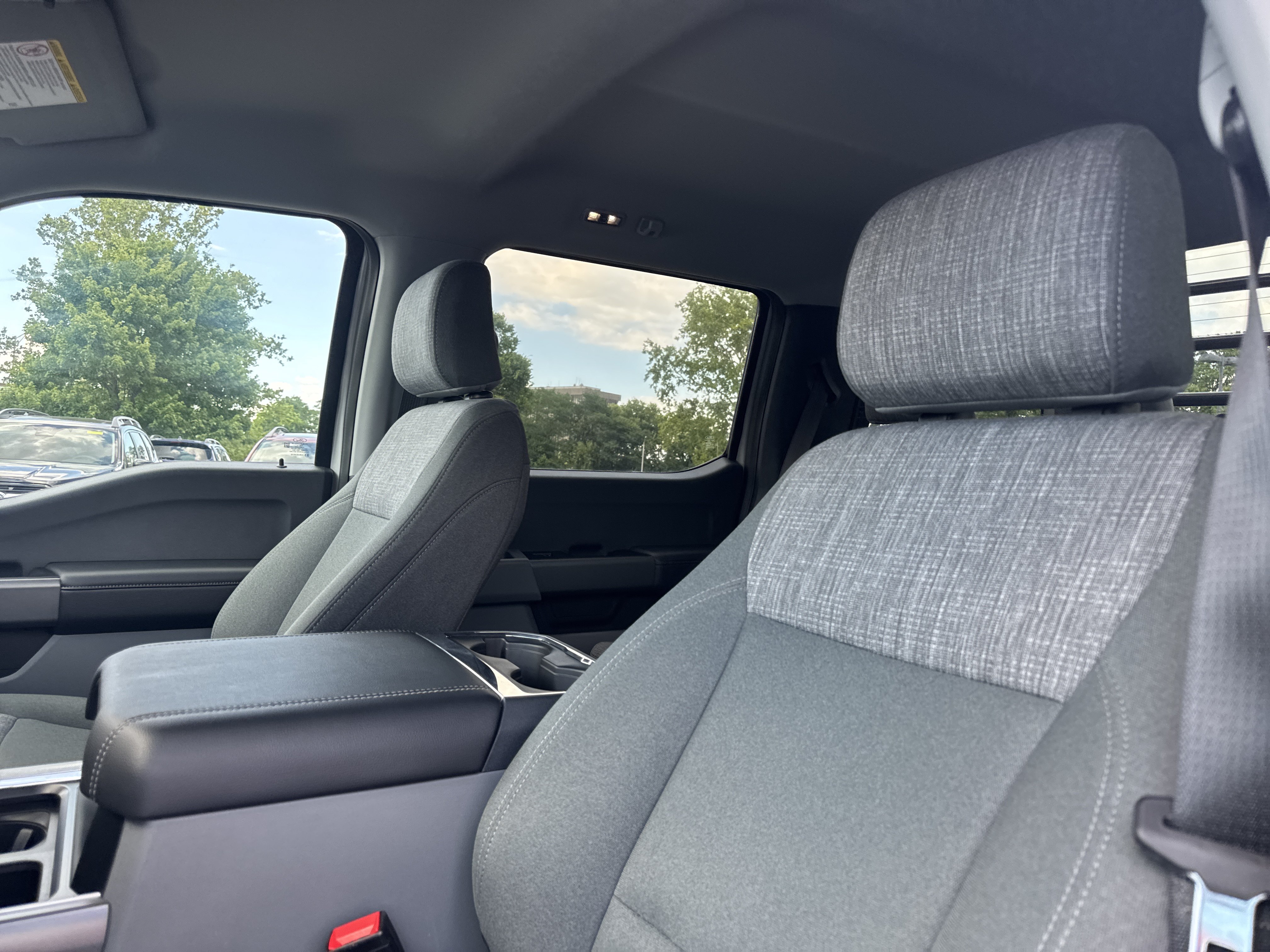 Used 2025 Ford F450 XLT w/ XLT Value Package AWD/4WD image 24