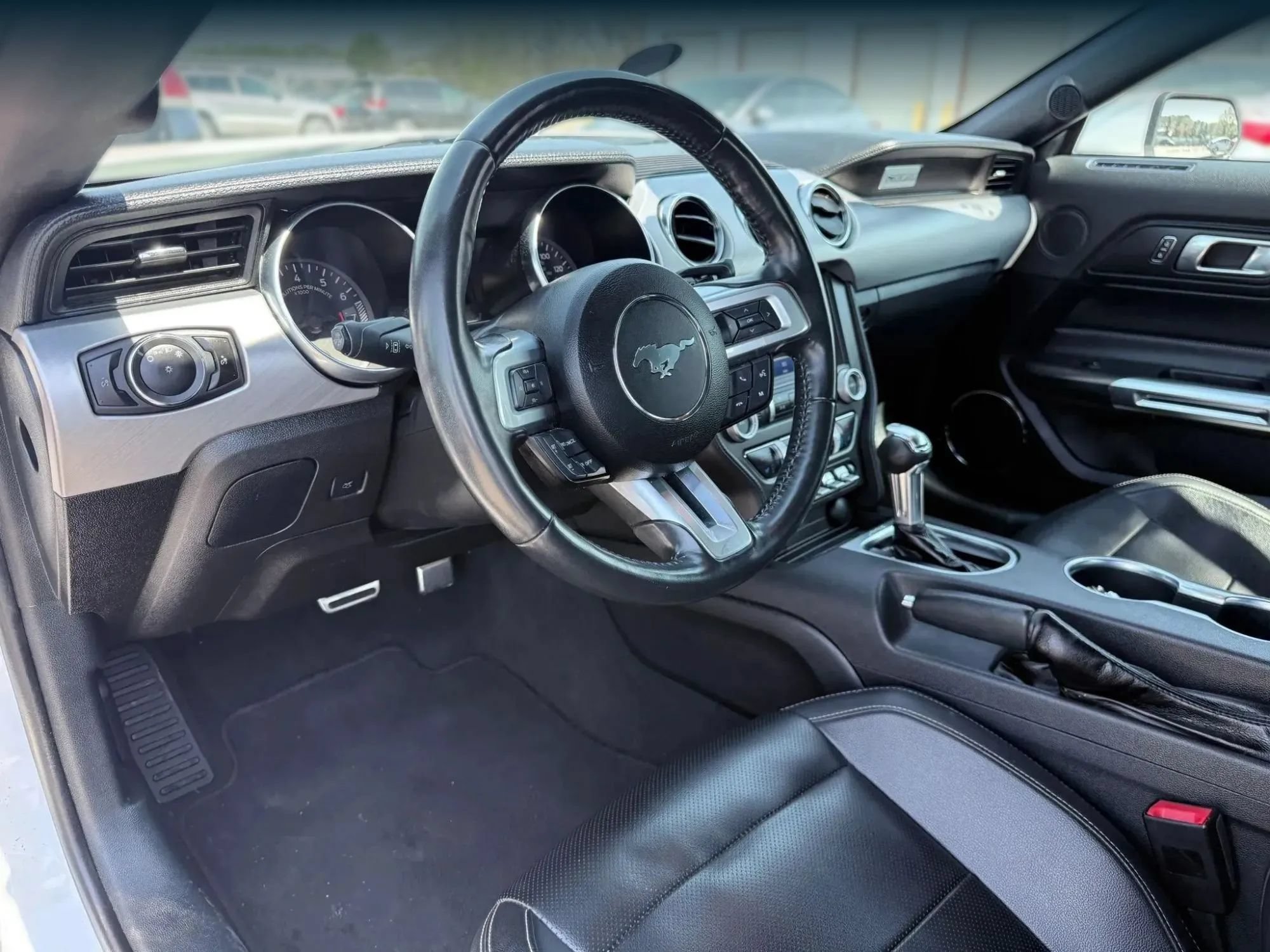 Used 2023 Ford Mustang Premium RWD image 17