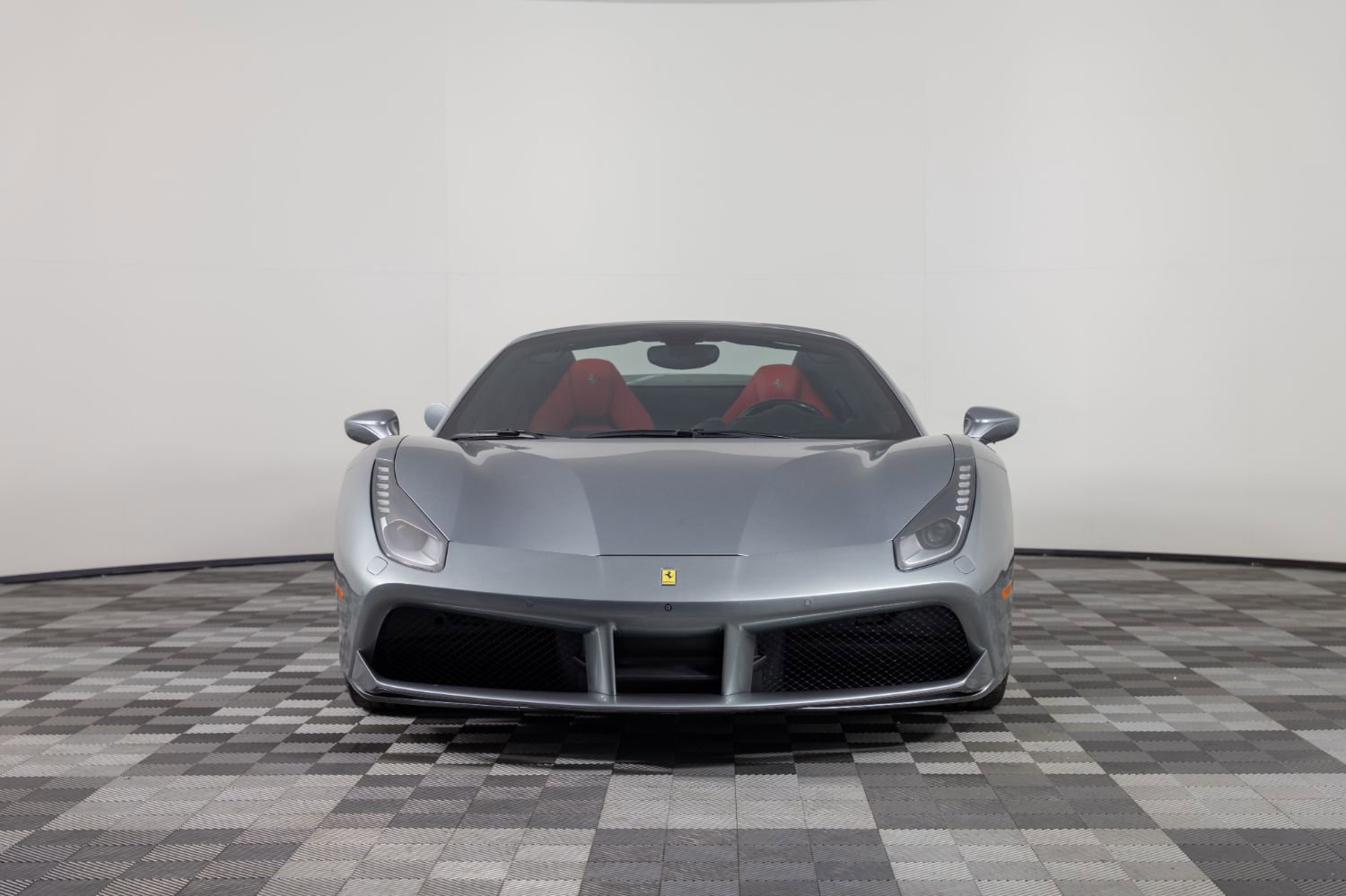Used 2019 Ferrari 488 Spider image 12