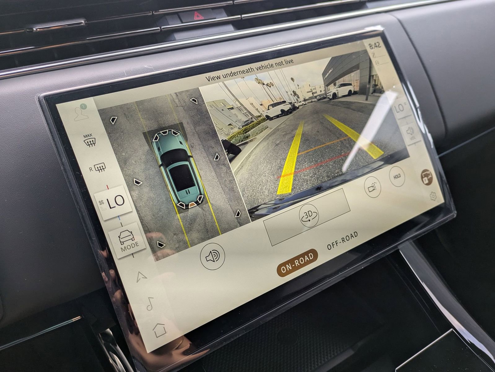 New 2026 Land Rover Range Rover Sport Dynamic SE AWD/4WD image 24
