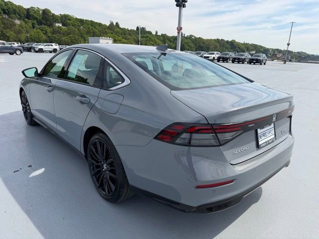 Certified 2023 Honda Accord Touring image 9