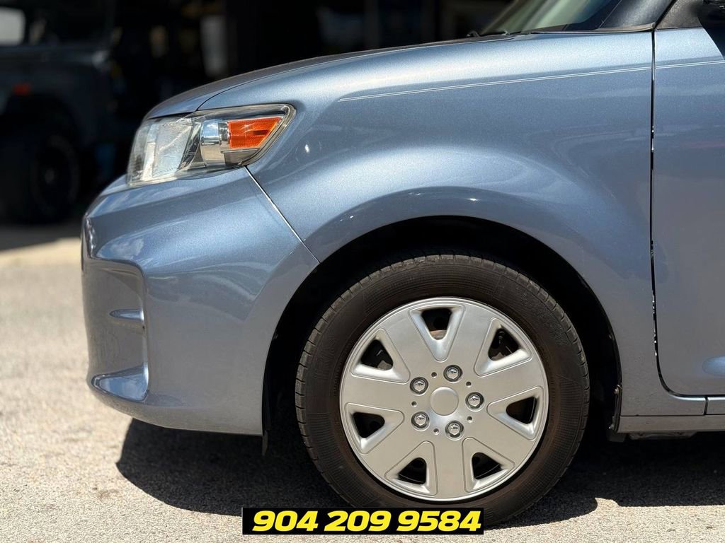 Used 2012 Scion xB FWD image 12