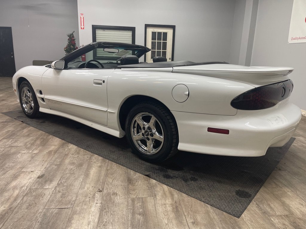 Used 2000 Pontiac Firebird Trans Am RWD image 14