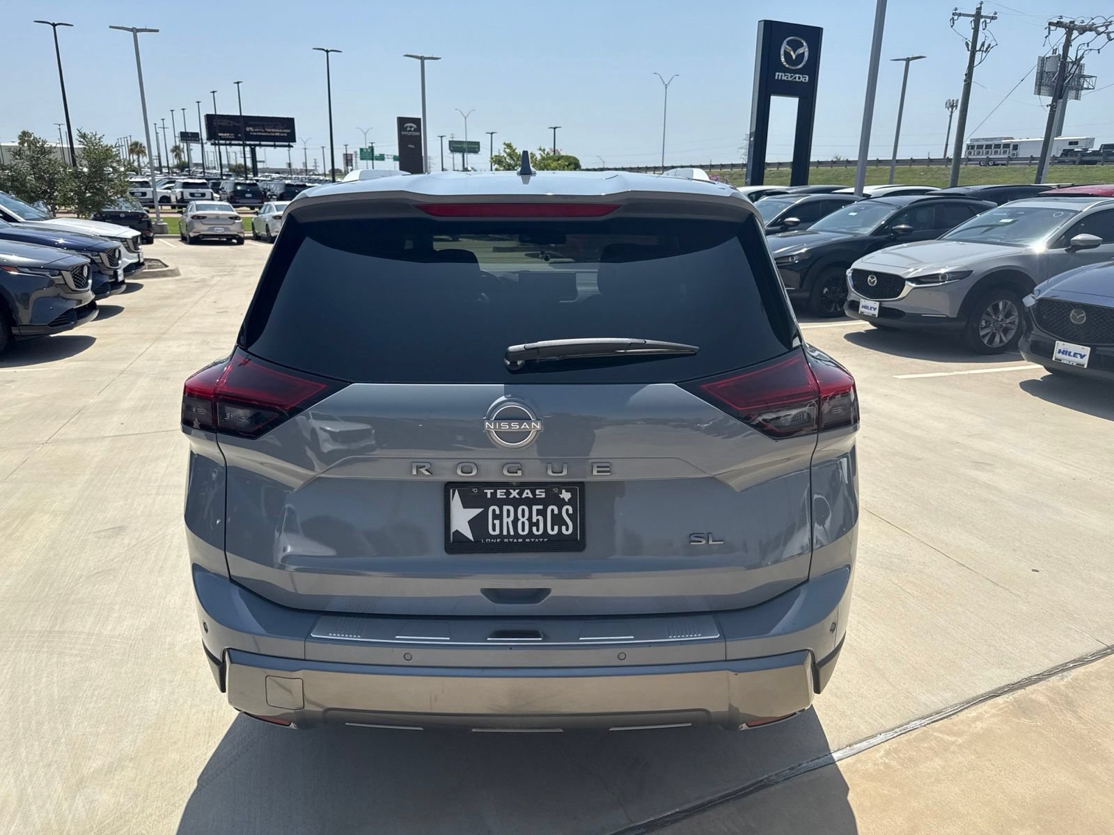 Used 2024 Nissan Rogue SL w/ SL Premium Package FWD image 6