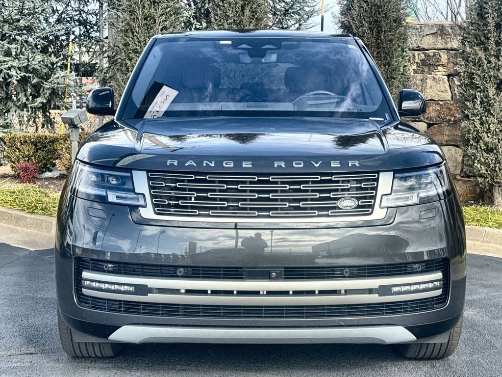 Certified 2023 Land Rover Range Rover SE image 8
