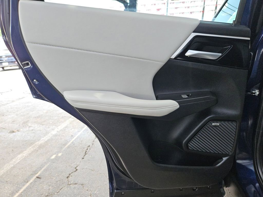Used 2025 Mitsubishi Outlander SE FWD image 18