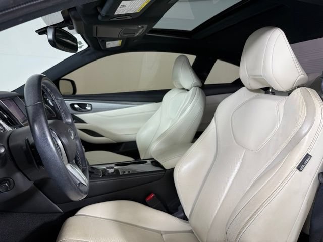 Used 2017 INFINITI Q60 Red Sport 400 RWD image 15