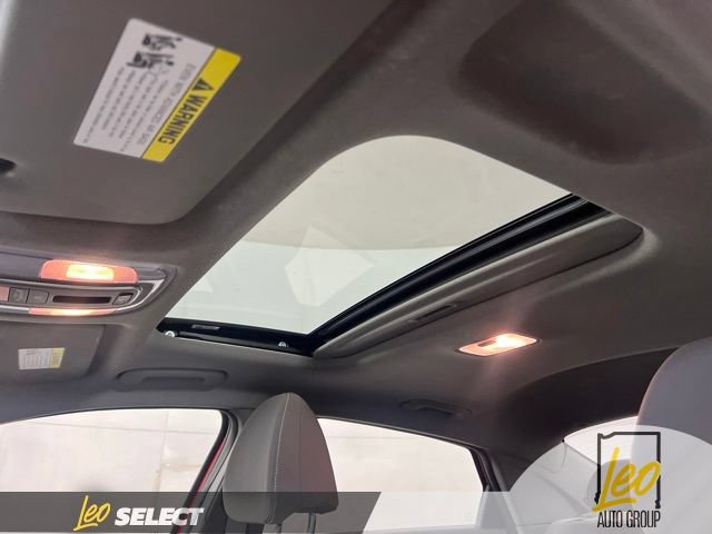 Used 2022 Hyundai Elantra SEL w/ Convenience + Premium Package FWD image 15