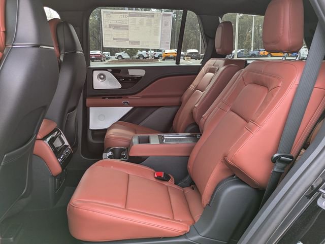 New 2026 Lincoln Aviator Reserve w/ Luxury Package image 14