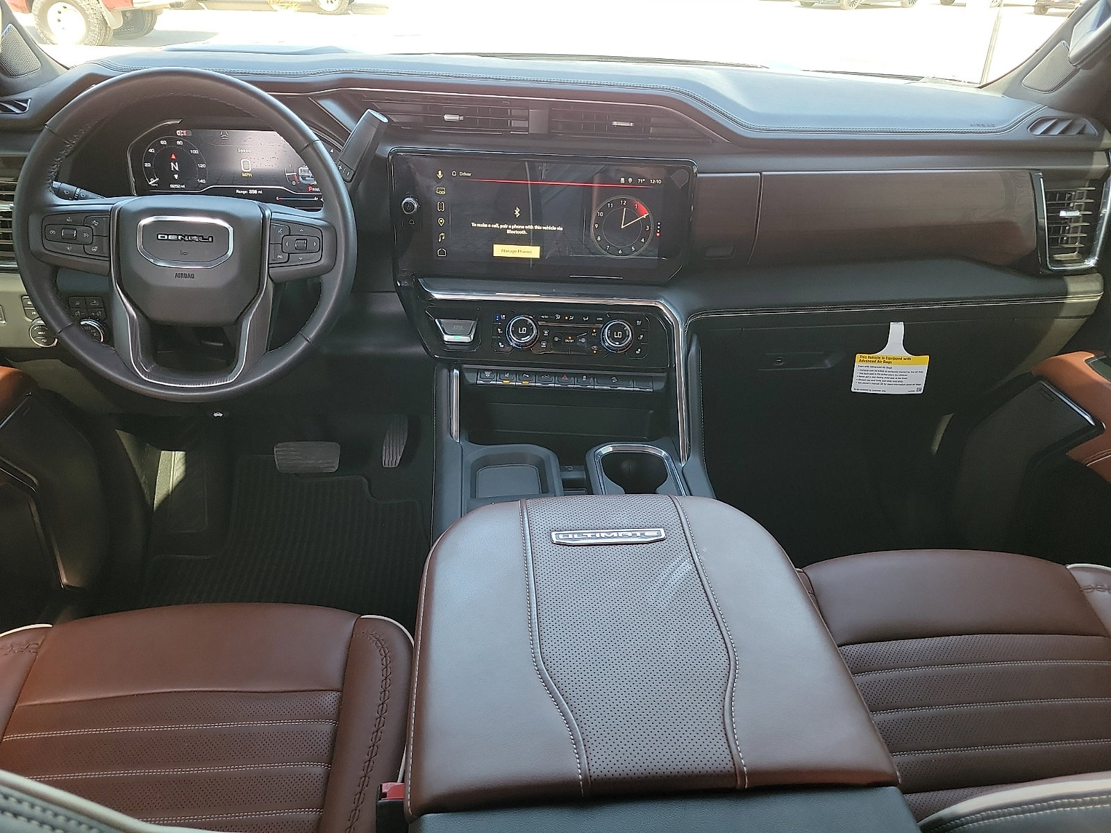 Used 2024 GMC Sierra 2500 Denali Ultimate image 9