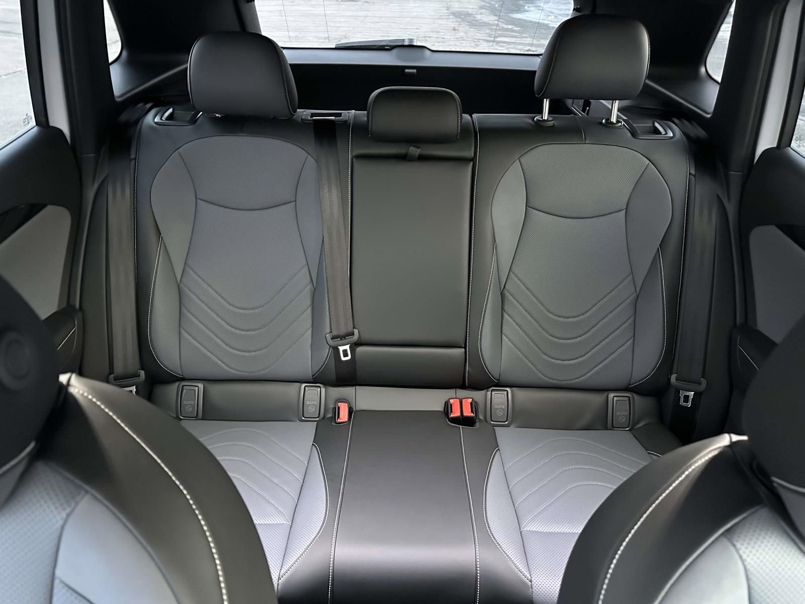 New 2026 Volkswagen Tiguan SE R-Line image 14