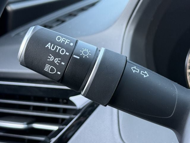 Certified 2025 Acura RDX SH-AWD image 22
