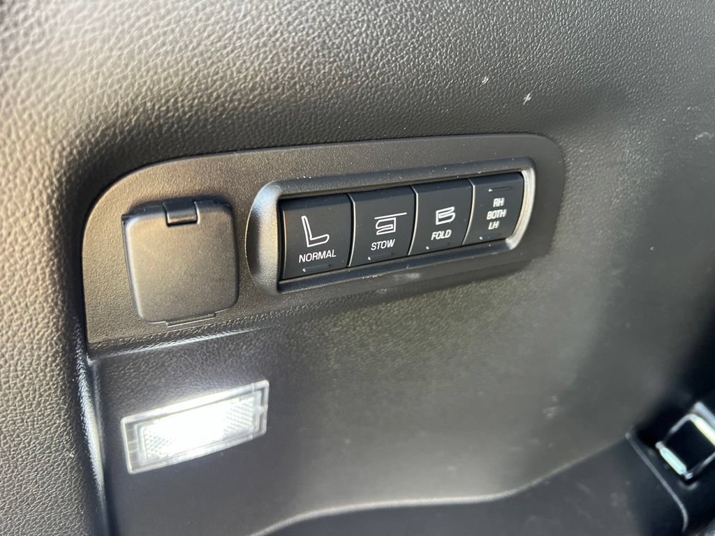 Used 2016 Ford Explorer Limited AWD/4WD image 24