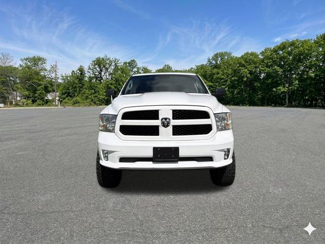 Used 2018 RAM 1500 Express w/ Express Value Package AWD/4WD image 3