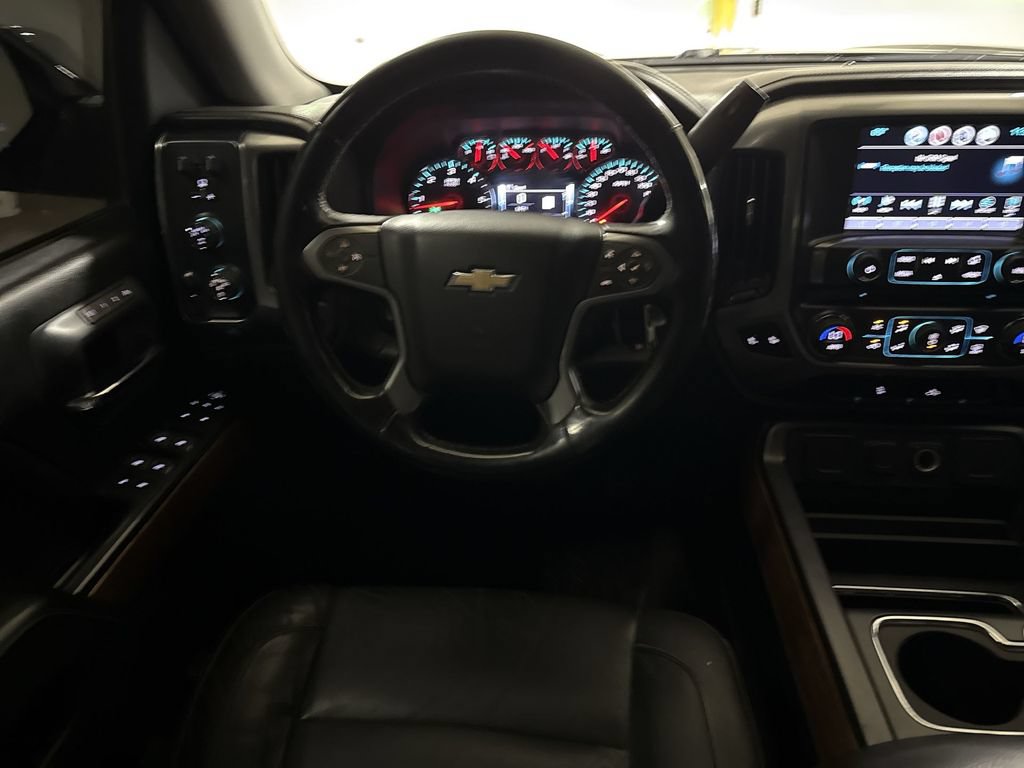 Used 2017 Chevrolet Silverado 1500 LTZ AWD/4WD image 11