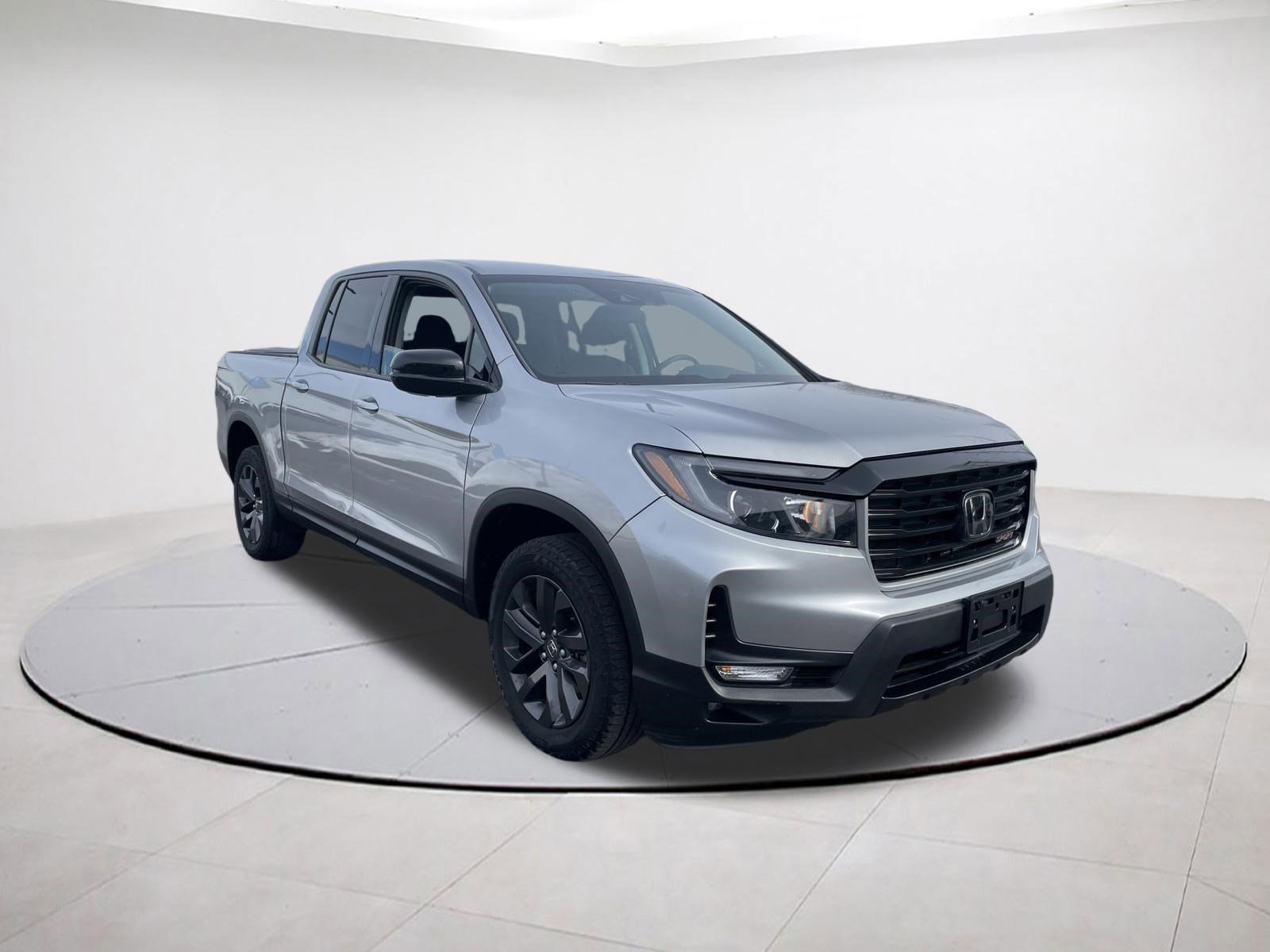 Used 2023 Honda Ridgeline Sport image 1